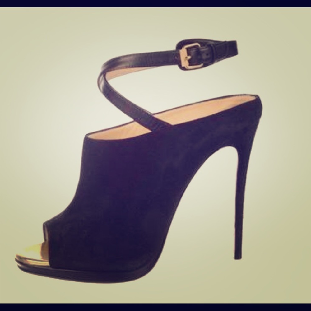 Louboutin suede peep toe Stiletto booties